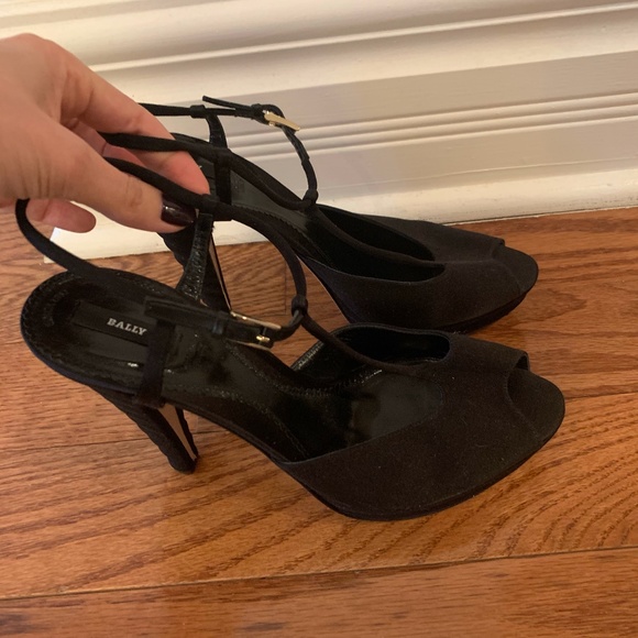 Bally black Satin T-strap heels - Picture 4 of 6